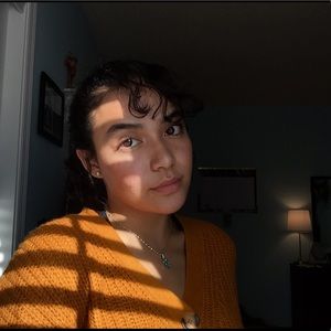 Meet your Posher, Aurora